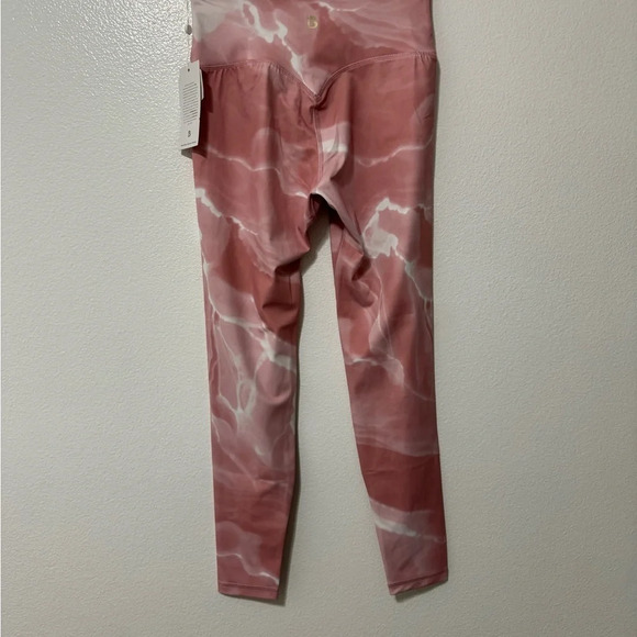 NWT Buffbunny rose quartz leggings size medium - Picture 3 of 4